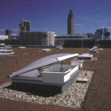 Imagen de Exutorios o aireadores eléctricos CI-System serie DH con cúpula transl